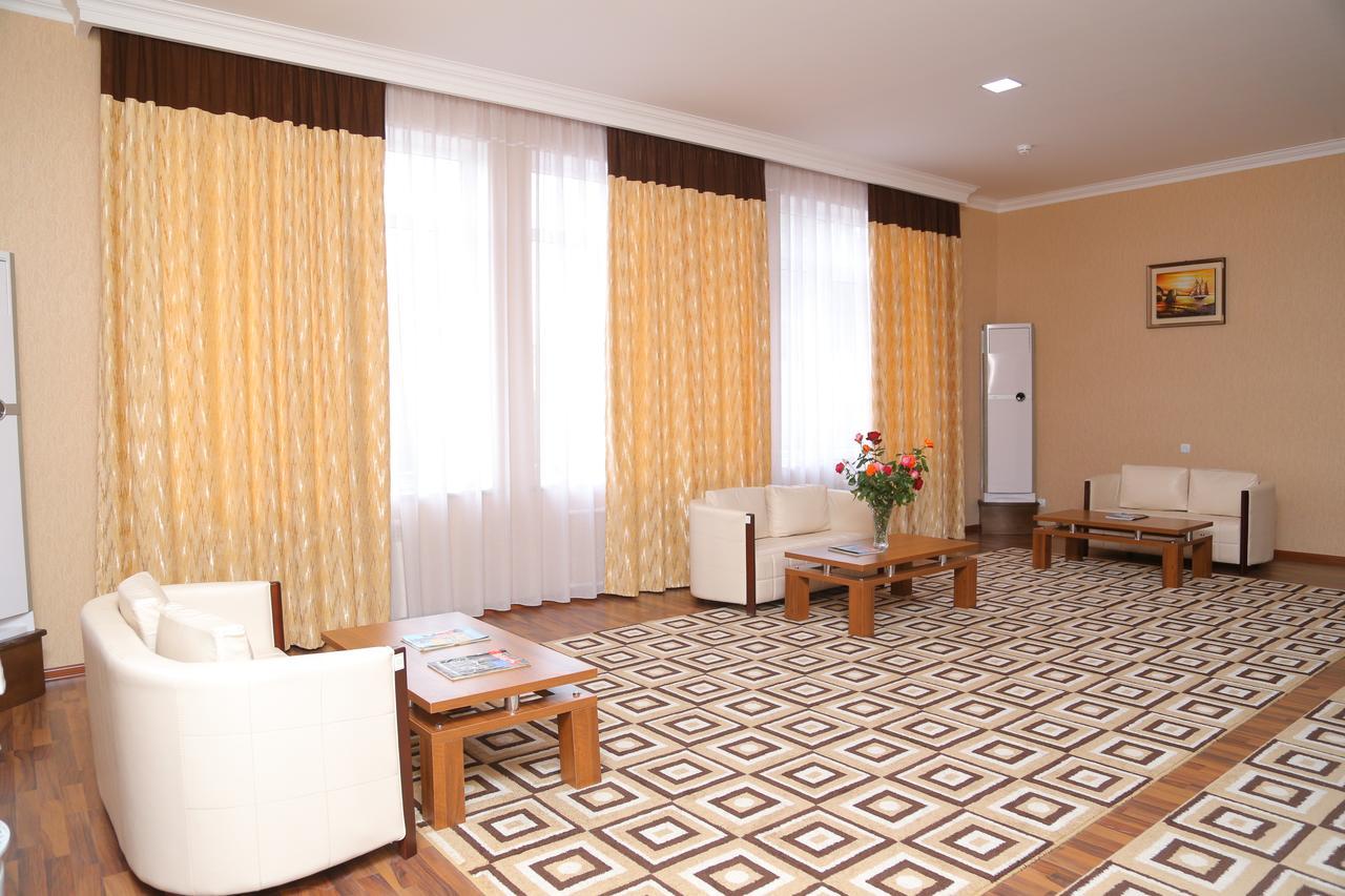 Sipehr Hotel Chkalovsk Luaran gambar