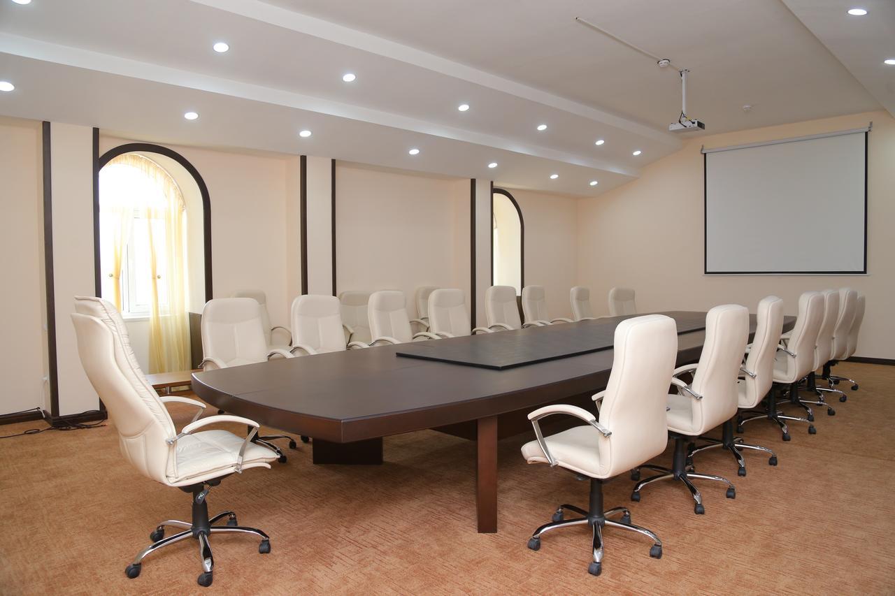 Sipehr Hotel Chkalovsk Luaran gambar